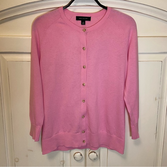 Ann Taylor Pink Cardigan - Picture 4 of 5
